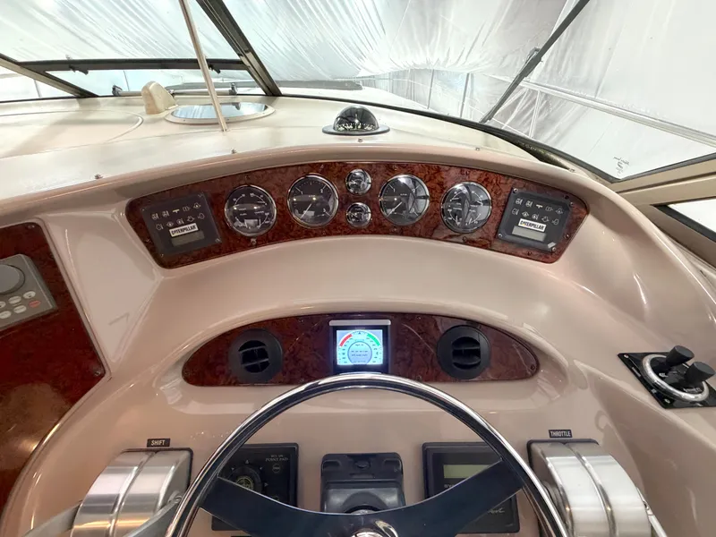 Slide: The Image of Sea Ray Sundancer 510 2001 - 16