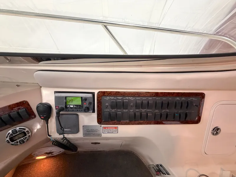 Slide: The Image of Sea Ray Sundancer 510 2001 - 18