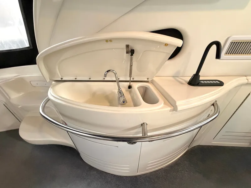 Slide: The Image of Sea Ray Sundancer 510 2001 - 6