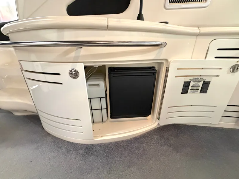 Slide: The Image of Sea Ray Sundancer 510 2001 - 7