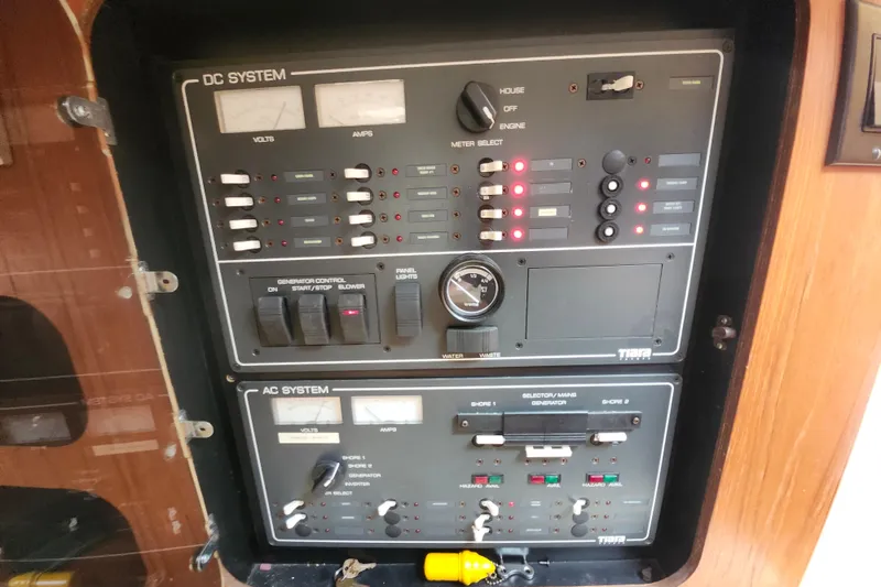 Slide: The Image of Electrical control panel on a 2000 Tiara Yachts 3100 Open boat. - 21