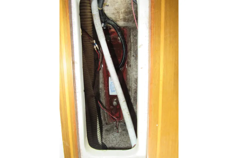 Slide: The Image of 1999 Catalina 380 interior wiring and components detail. - 43
