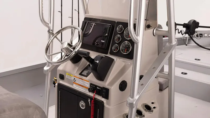 Slide: The Image of Control console of G3 Bay 22 GX boat, model year 2026. - 17