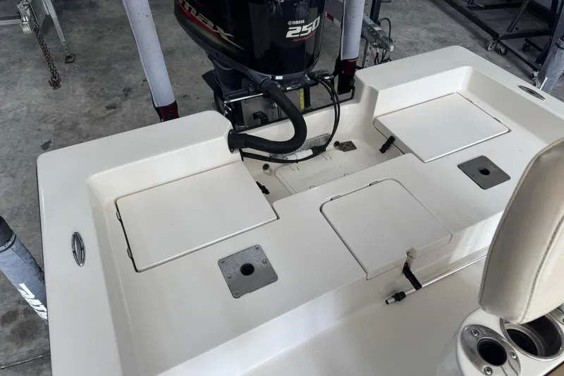 Slide: The Image of 2011 Pathfinder 2200 Tournament Edition boat with Yamaha 250 engine, rear deck view. - 21