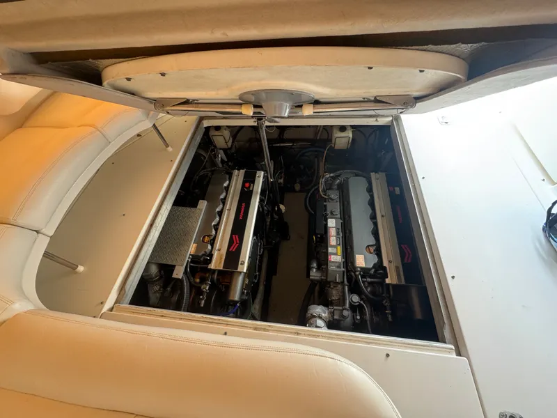 Slide: The Image of Sea Ray 380 Sundancer 1999 - 52