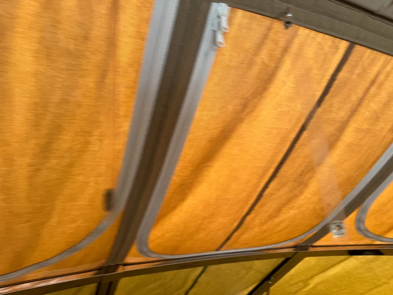 Slide: The Image of Sea Ray 380 Sundancer 1999 - 80