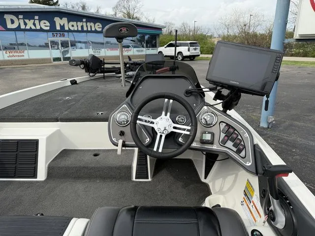 Slide: The Image of Ranger Z118 2013 - 5