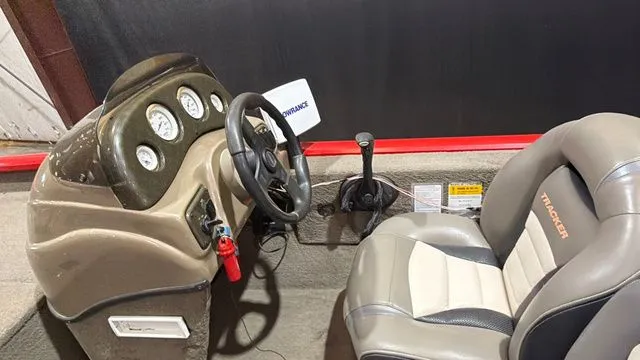 Slide: The Image of Tracker Pro Team 190 W/ Mercury 90 2006 - 12