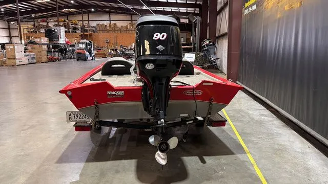 Slide: The Image of Tracker Pro Team 190 W/ Mercury 90 2006 - 4