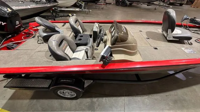 Slide: The Image of Tracker Pro Team 190 W/ Mercury 90 2006 - 6