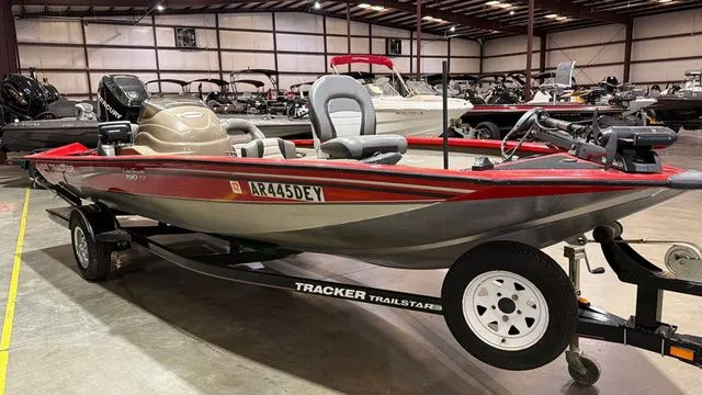 Slide: The Image of Tracker Pro Team 190 W/ Mercury 90 2006 - 7