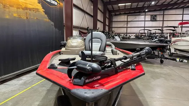 Slide: The Image of Tracker Pro Team 190 W/ Mercury 90 2006 - 8