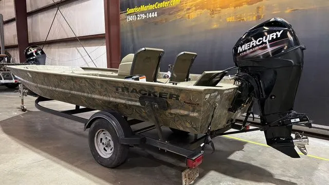 Slide: The Image of Tracker Grizzly 1754SC W/ Mercury 40 2018 - 3