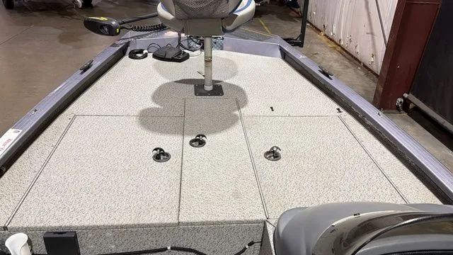 Slide: The Image of G3 Eagle 175 W/ Yamaha 50 2007 - 13