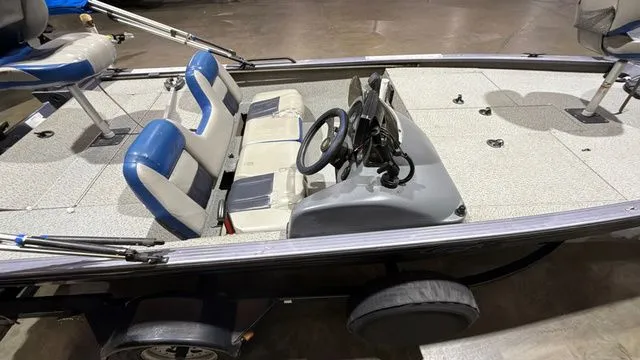 Slide: The Image of G3 Eagle 175 W/ Yamaha 50 2007 - 6