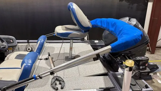 Slide: The Image of G3 Eagle 175 W/ Yamaha 50 2007 - 9