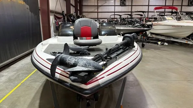 Slide: The Image of Skeeter SX180 W/ Yamaha 90HP 2003 - 8