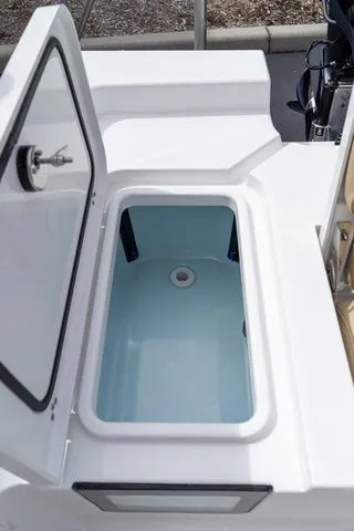 Slide: The Image of Sportsman Masters 227 Bay Boat 2026 - 22