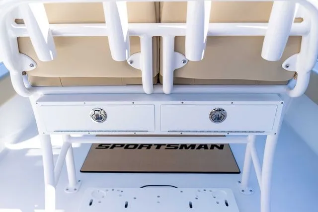 Slide: The Image of Sportsman Masters 247OE Bay Boat 2026 - 22