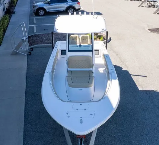 Slide: The Image of Sportsman Masters 247OE Bay Boat 2026 - 5