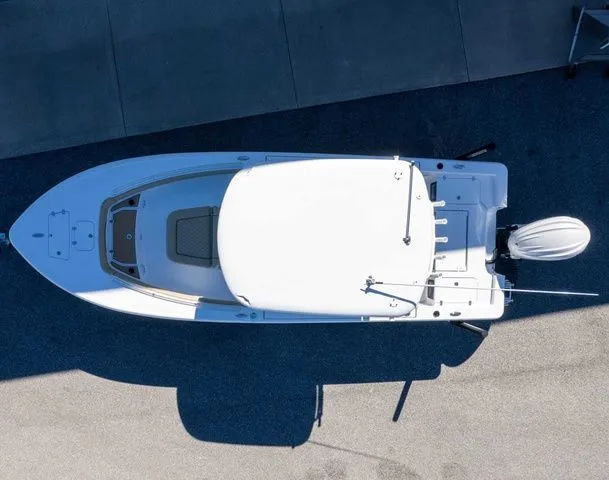 Slide: The Image of Sportsman Masters 247OE Bay Boat 2026 - 6