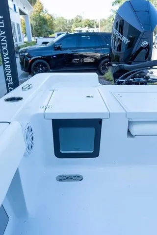 Slide: The Image of Sportsman Masters 247OE Bay Boat 2026 - 42