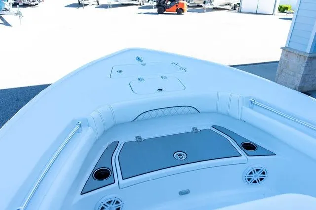 Slide: The Image of Sportsman Masters 247OE Bay Boat 2026 - 56