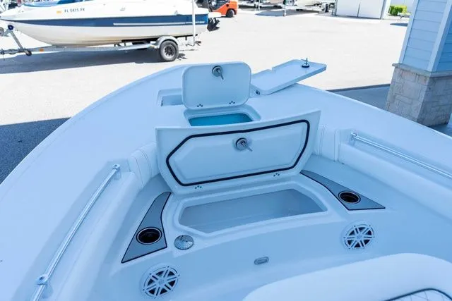 Slide: The Image of Sportsman Masters 247OE Bay Boat 2026 - 59