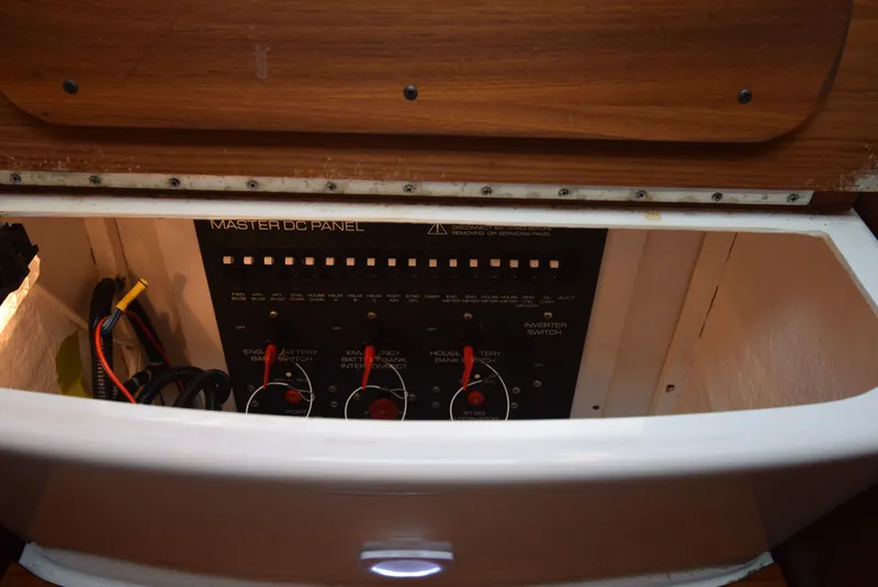 Slide: The Image of Master DC panel on a 2001 Tiara Yachts 3500 Open. - 33