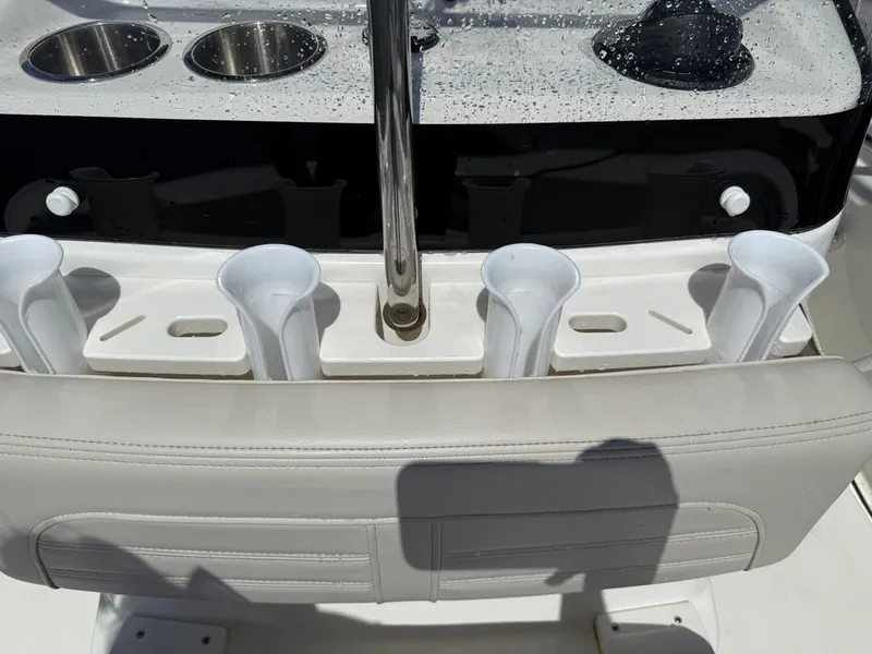 Slide: The Image of Boston Whaler Montauk 2025 - 11