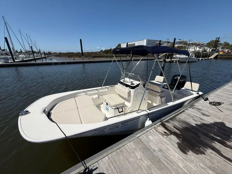 Slide: The Image of Boston Whaler Montauk 2025 - 15