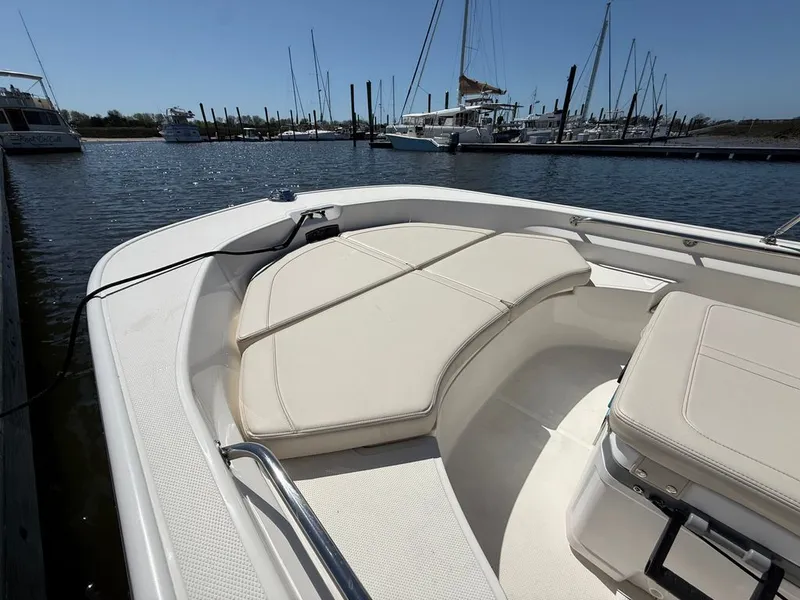 Slide: The Image of Boston Whaler Montauk 2025 - 3