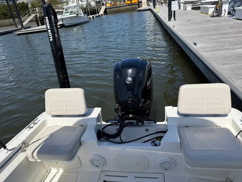 Slide: The Image of Boston Whaler Montauk 2025 - 6