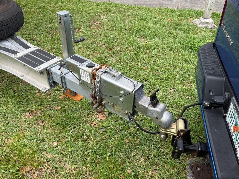 Slide: The Image of Pursuit 2870 Center Console 1999 - 50