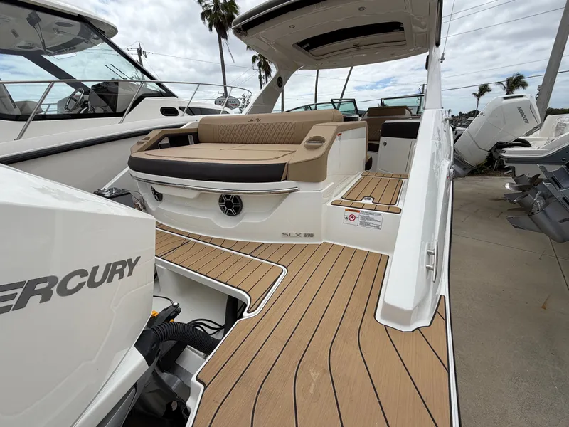 Slide: The Image of Sea Ray SLX 310 Outboard 2026 - 15