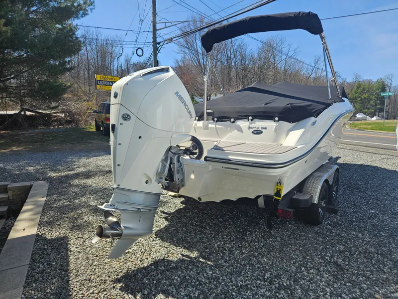 Slide: The Image of Sea Ray 21 SPX OB 2023 - 2