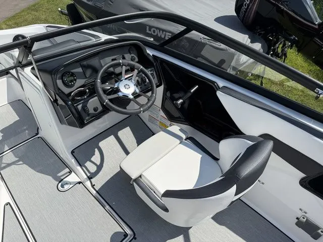 Slide: The Image of Yamaha SX195 2025 - 13