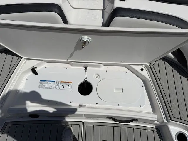 Slide: The Image of Yamaha 195S 2026 - 6