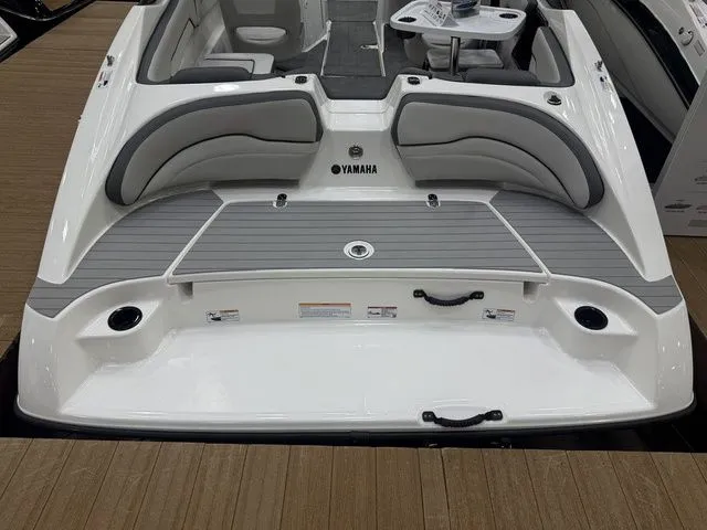 Slide: The Image of Yamaha SX190 2026 - 4