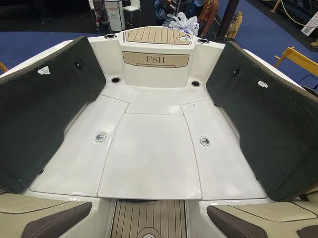 Slide: The Image of Yamaha 255 FSH Sport H 2024 - 25