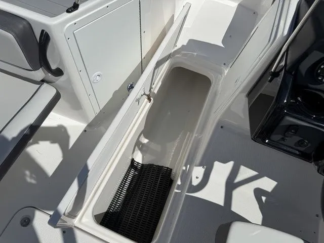 Slide: The Image of Yamaha AR190 2025 - 23