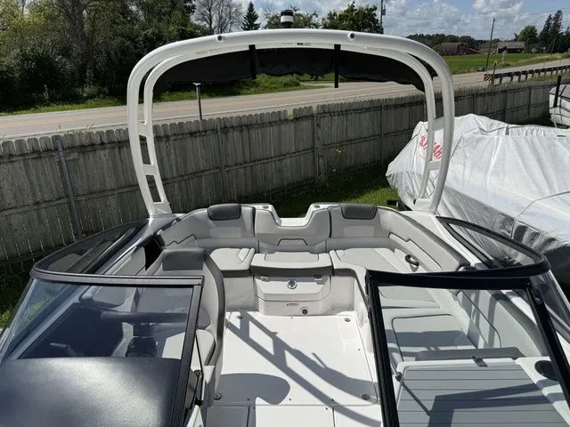 Slide: The Image of Interior view of a 2025 Yamaha Boats AR190 with open cockpit. - 31