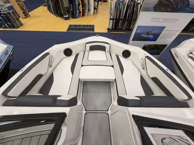 Slide: The Image of Interior of 2025 Yamaha Boats AR195 with luxurious seating. - 13