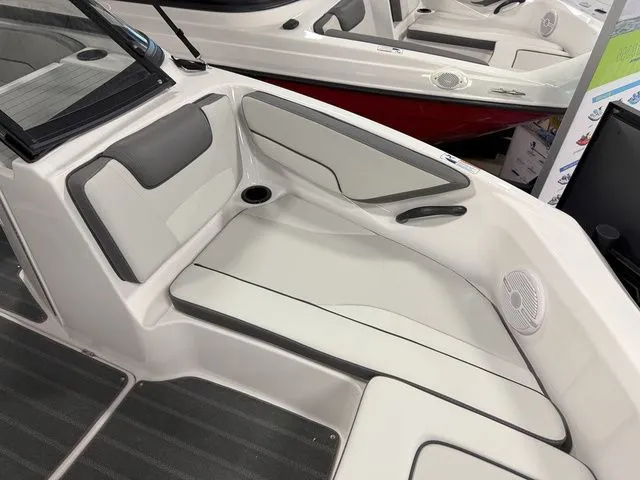 Slide: The Image of Interior of 2024 Yamaha Boats SX190 with gray upholstery. - 23
