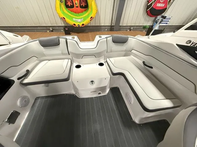 Slide: The Image of Interior of 2024 Yamaha Boats SX190 with seating area. - 8