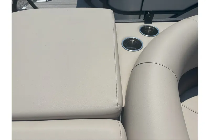 Slide: The Image of Bentley Pontoons Legacy 200 Cruise 2026 - 18