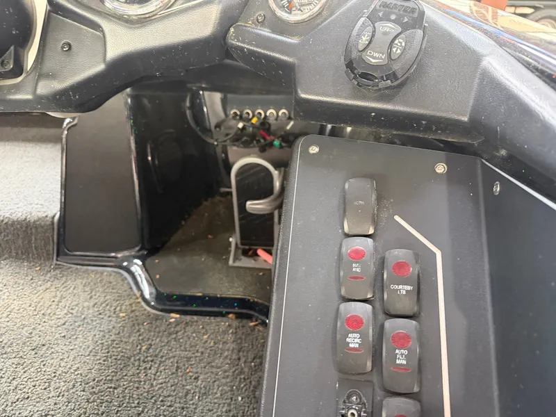 Slide: The Image of Skeeter ZXR21 2022 - 15