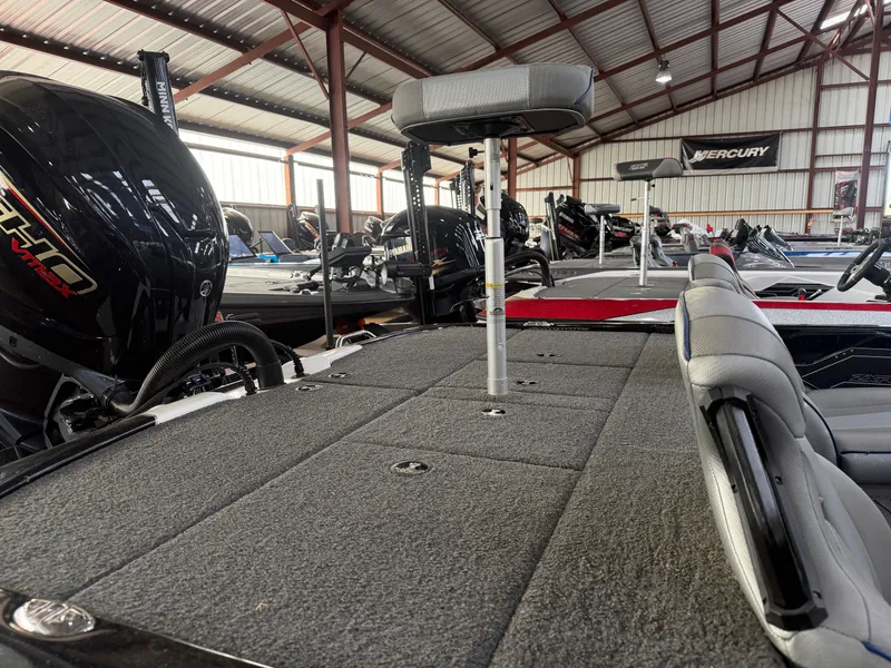 Slide: The Image of Skeeter ZXR21 2022 - 16