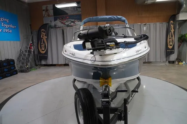 Slide: The Image of Tahoe 200 S 2023 - 6