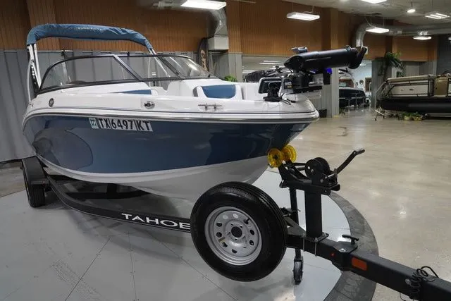 Slide: The Image of Tahoe 200 S 2023 - 7